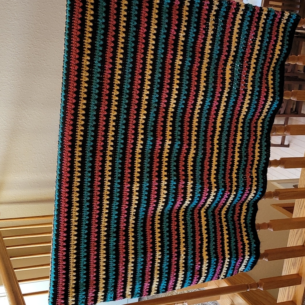 Handmade 40"×44" throw blanket Black/yellow/rose/turquoise Very Good